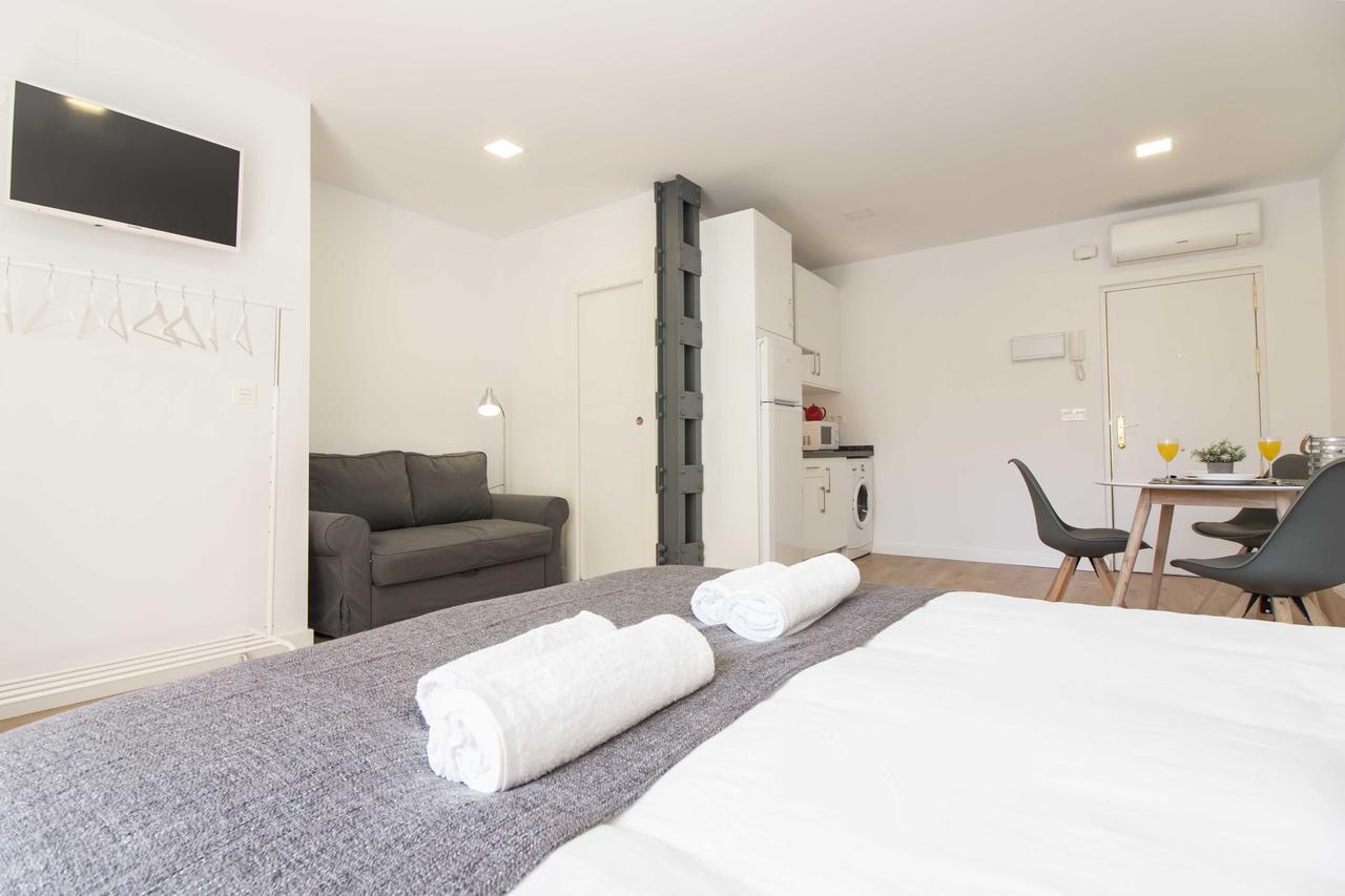 Premium Historic Center & Parking Apartment Malaga Exterior photo